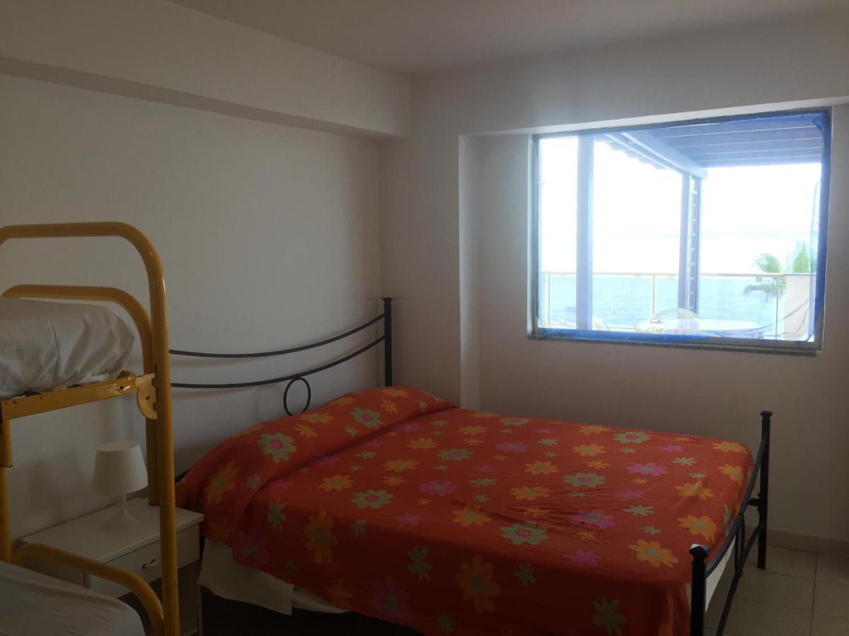 Le Zagare Apartments SantʼAlessio Siculo Εξωτερικό φωτογραφία