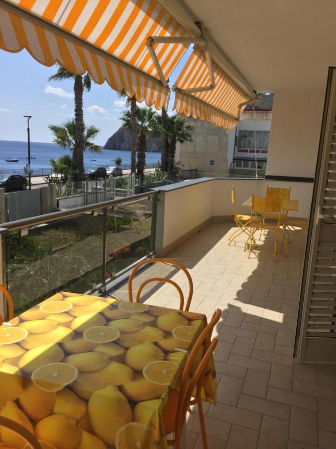 Le Zagare Apartments SantʼAlessio Siculo Εξωτερικό φωτογραφία