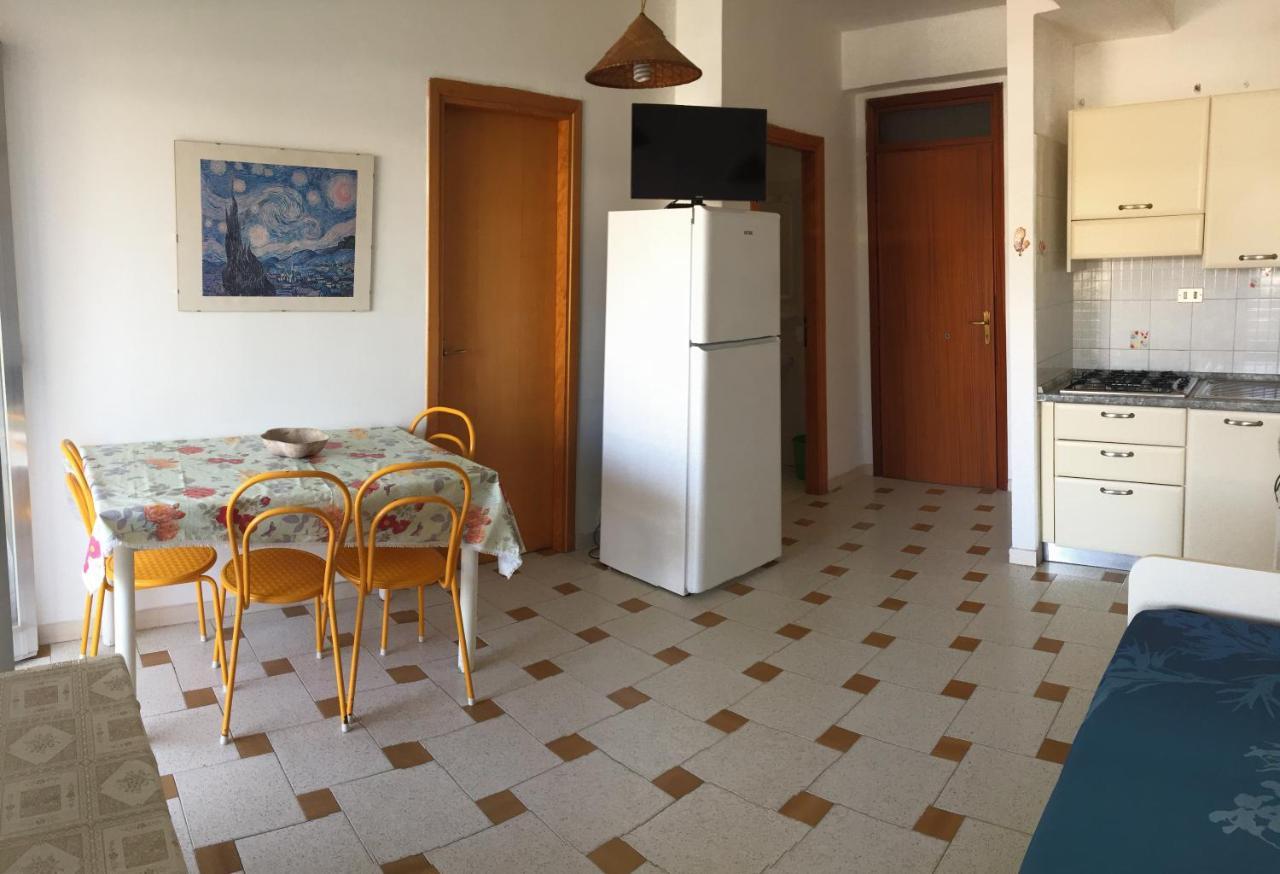 Le Zagare Apartments SantʼAlessio Siculo Εξωτερικό φωτογραφία