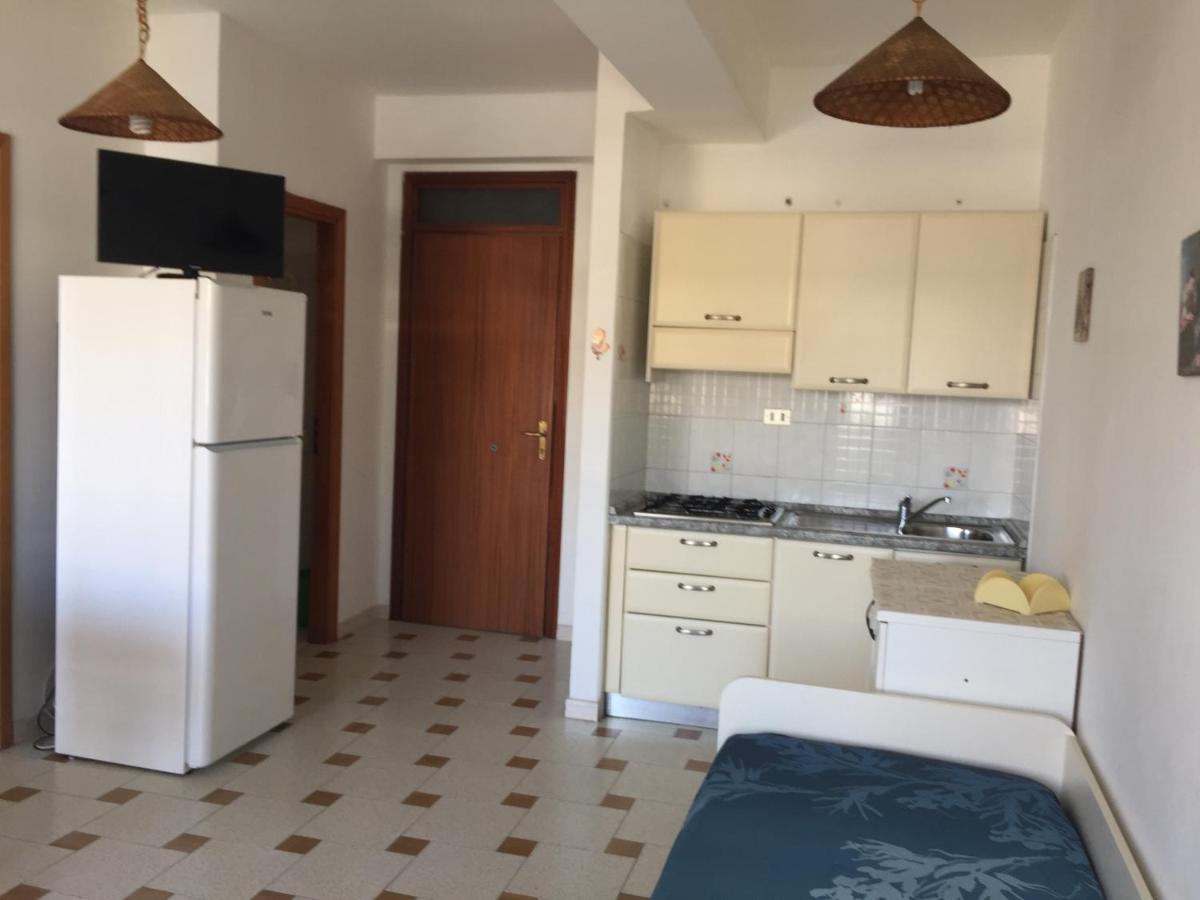 Le Zagare Apartments SantʼAlessio Siculo Εξωτερικό φωτογραφία